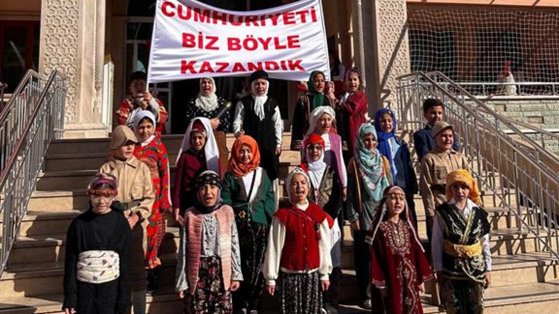 29 Ekim Cumhuriyet Bayramı Okulumuzda Coşkuyla Kutlandı!